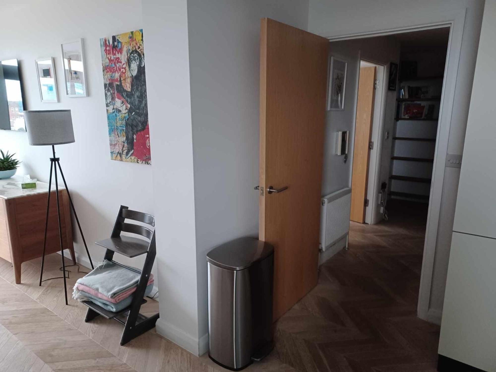Cosy 1 Bedroom Apartment With Balcony Near Chiswick ลอนดอน ภายนอก รูปภาพ
